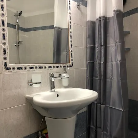 Kadro Apartment *