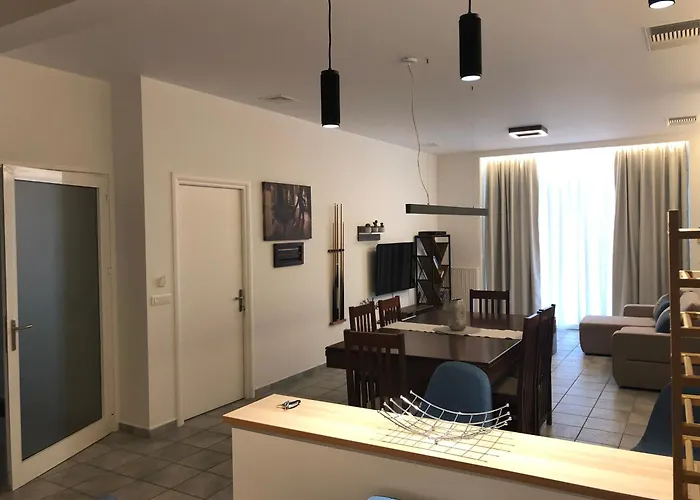 Kadro Апартаменты